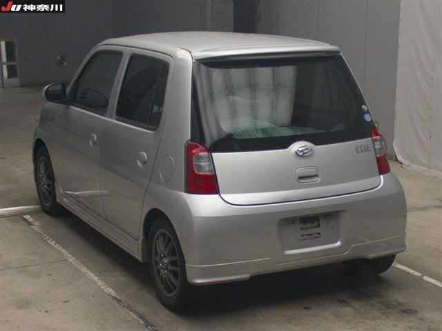DAIHATSU ESSE