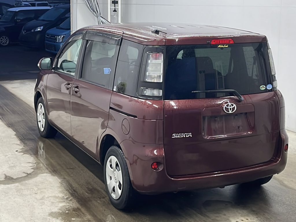 TOYOTA SIENTA