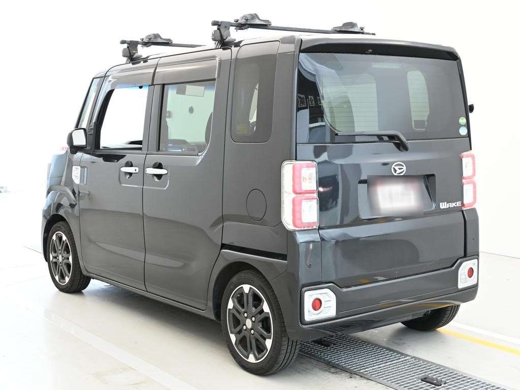 DAIHATSU WAKE