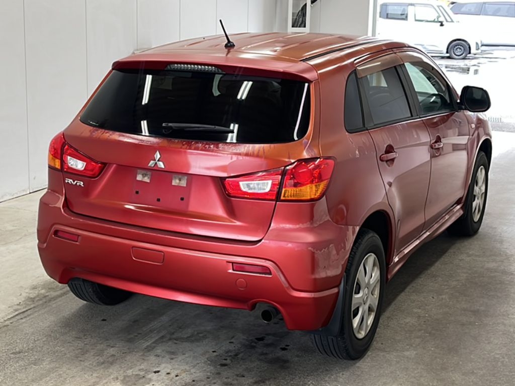 MITSUBISHI RVR