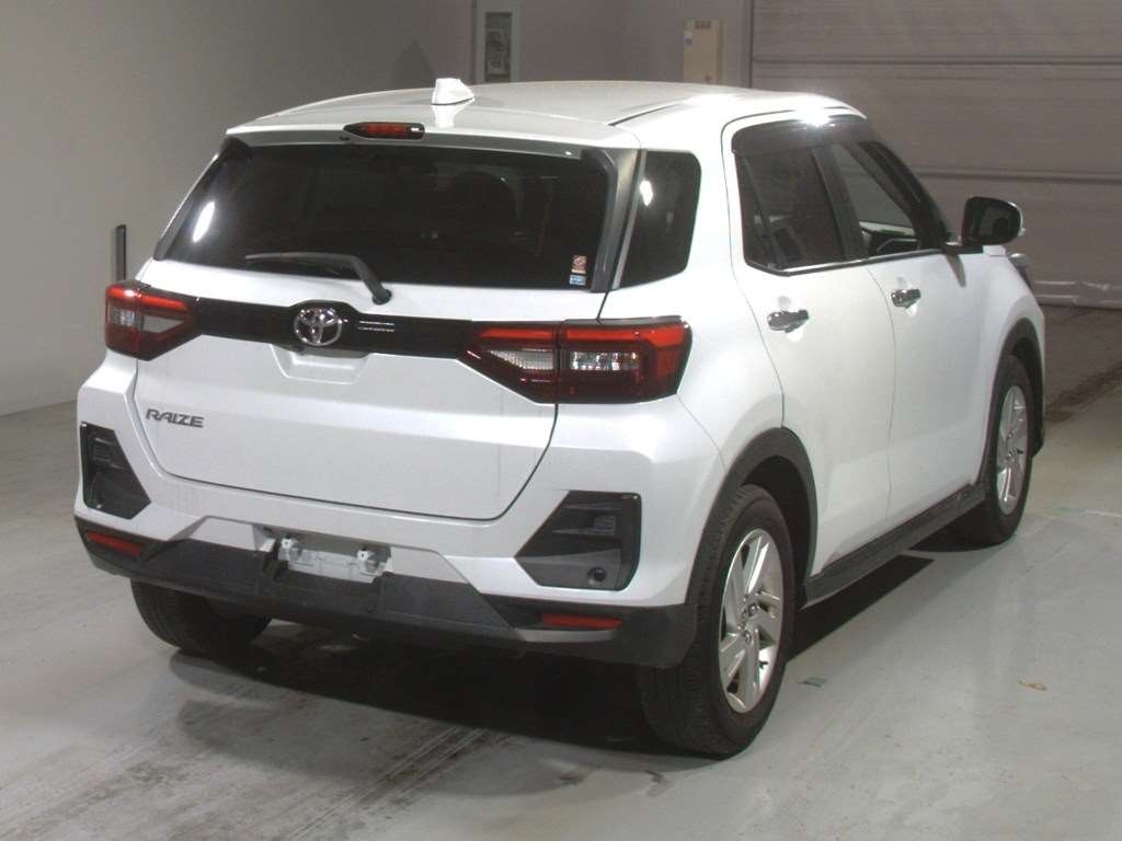 TOYOTA RAIZE