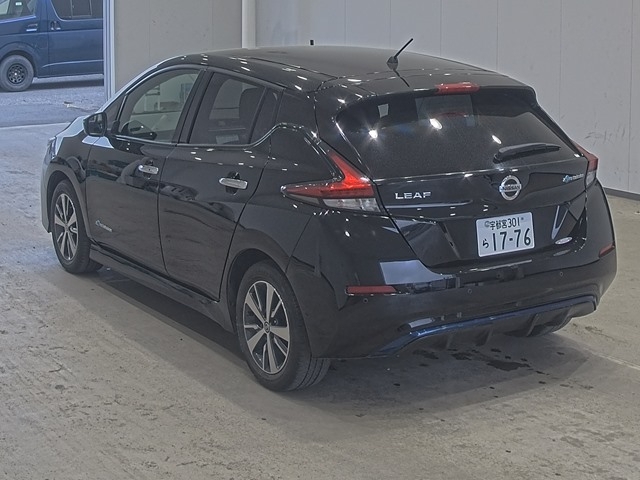 NISSAN LEAF