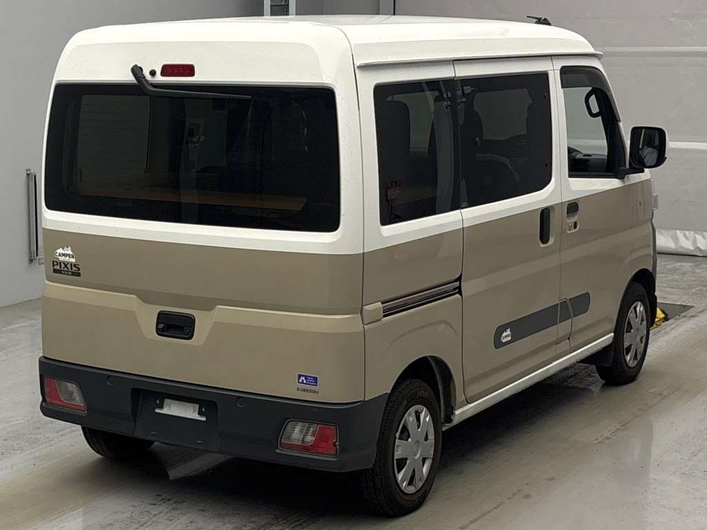 TOYOTA PIXIS VAN
