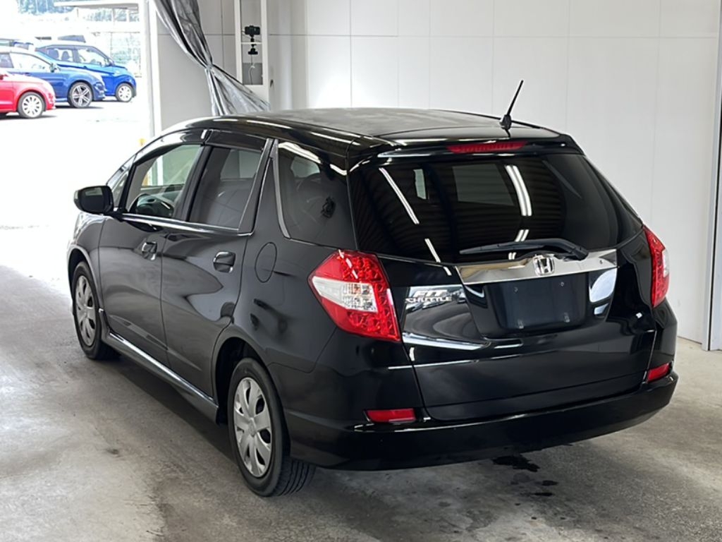 HONDA FIT SHUTTLE