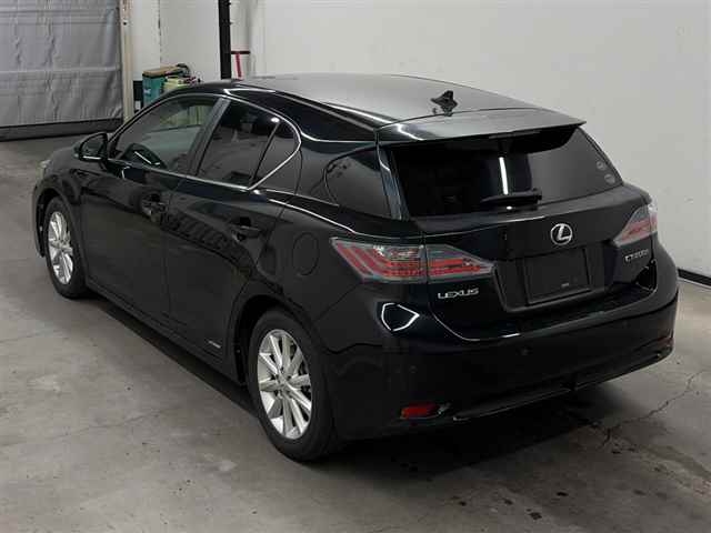 LEXUS CT200H