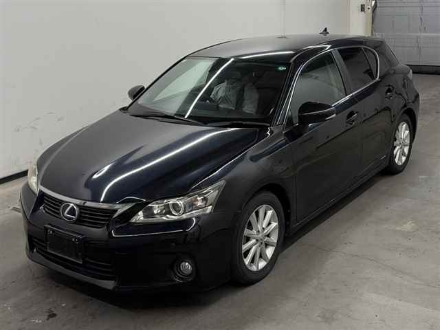 LEXUS CT200H