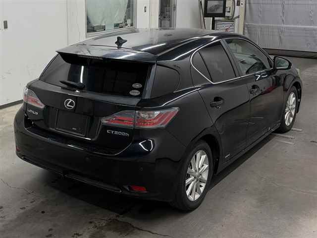LEXUS CT200H