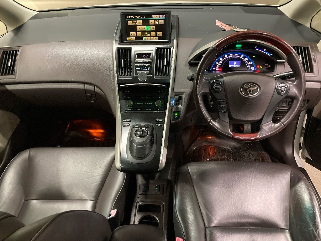 TOYOTA SAI