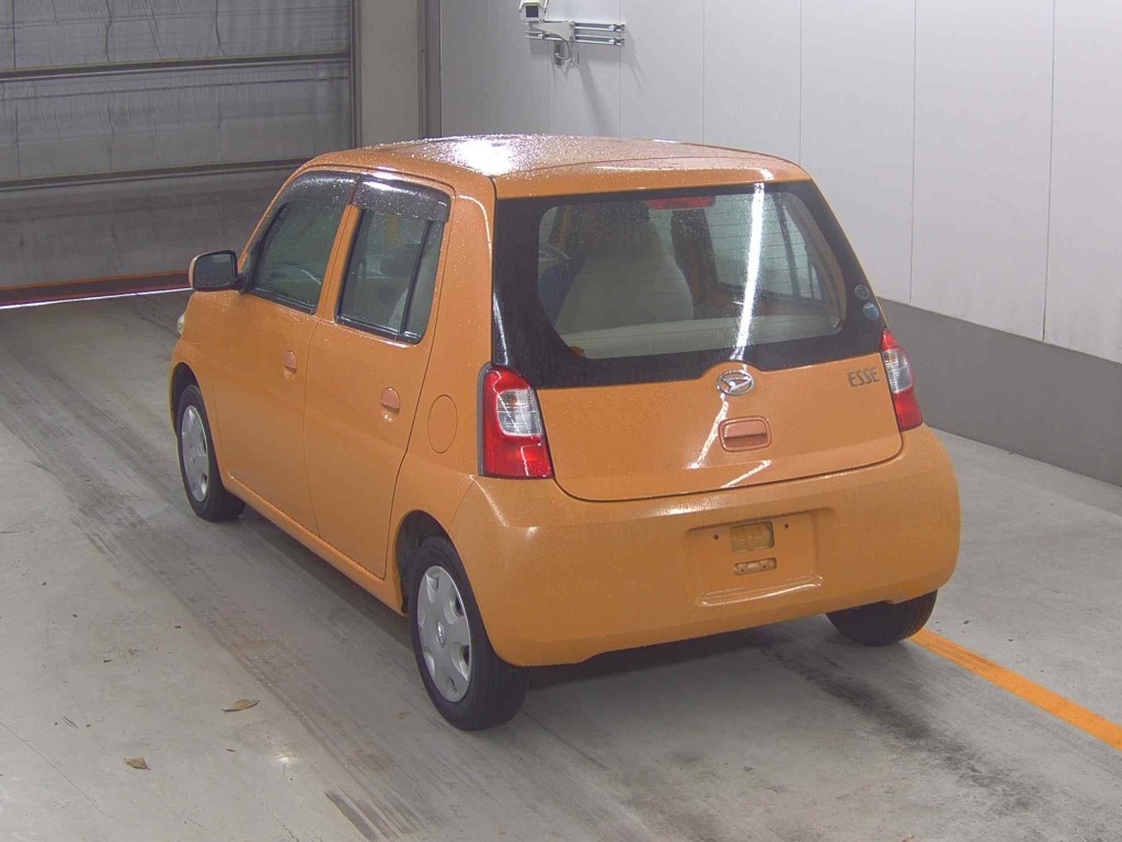 DAIHATSU ESSE