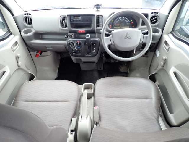 MITSUBISHI MINICAB