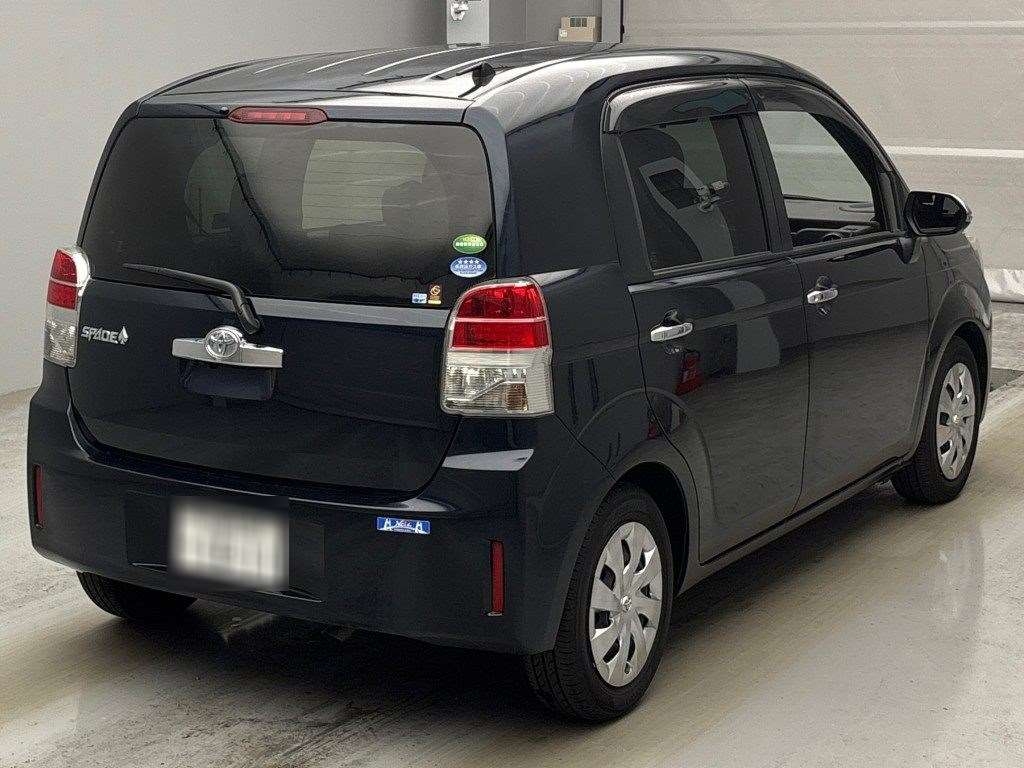 TOYOTA SPADE
