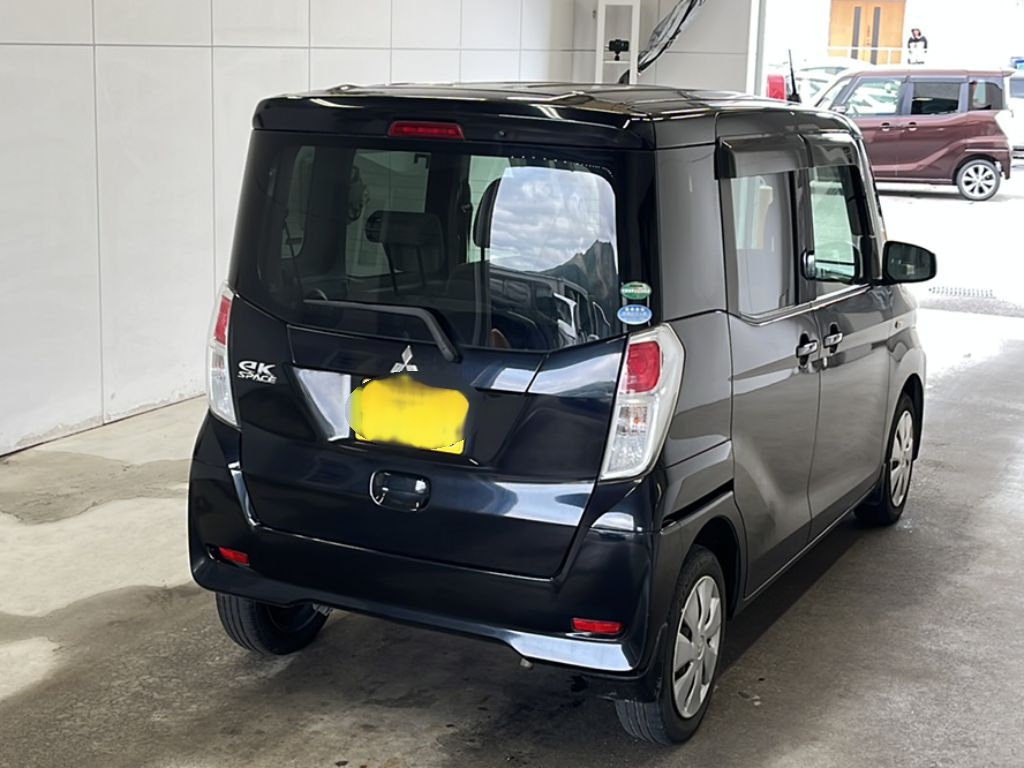 MITSUBISHI EK SPACE