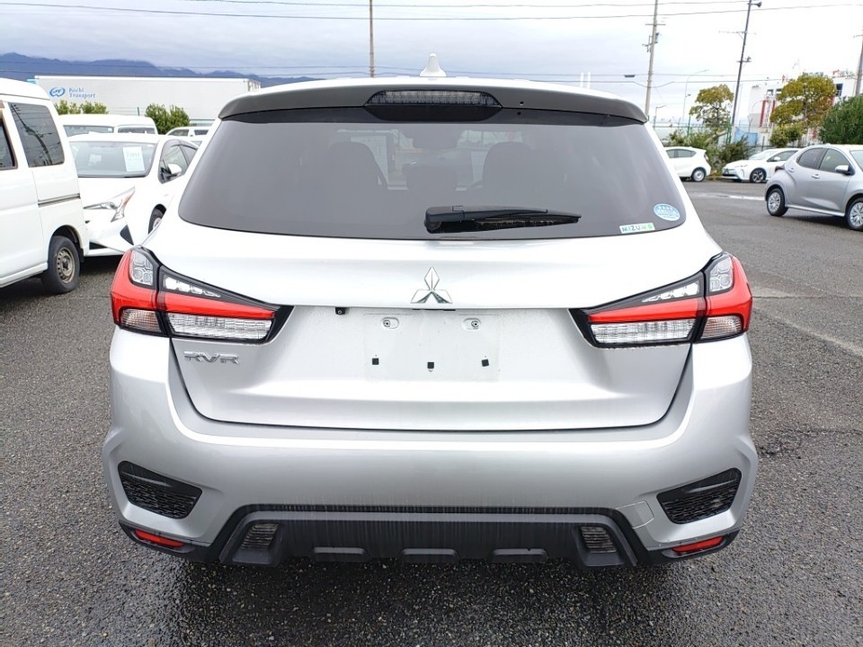 MITSUBISHI RVR