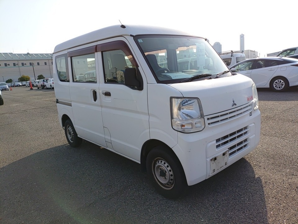 MITSUBISHI MINICAB