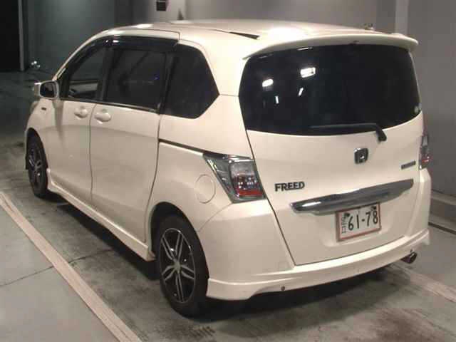 HONDA FREED