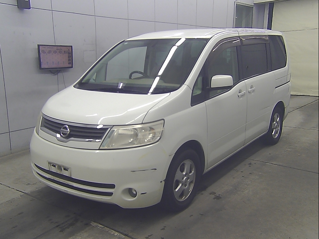 NISSAN SERENA