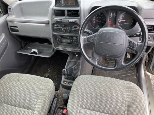 MITSUBISHI PAJERO JUNIOR