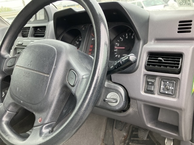 MITSUBISHI PAJERO JUNIOR