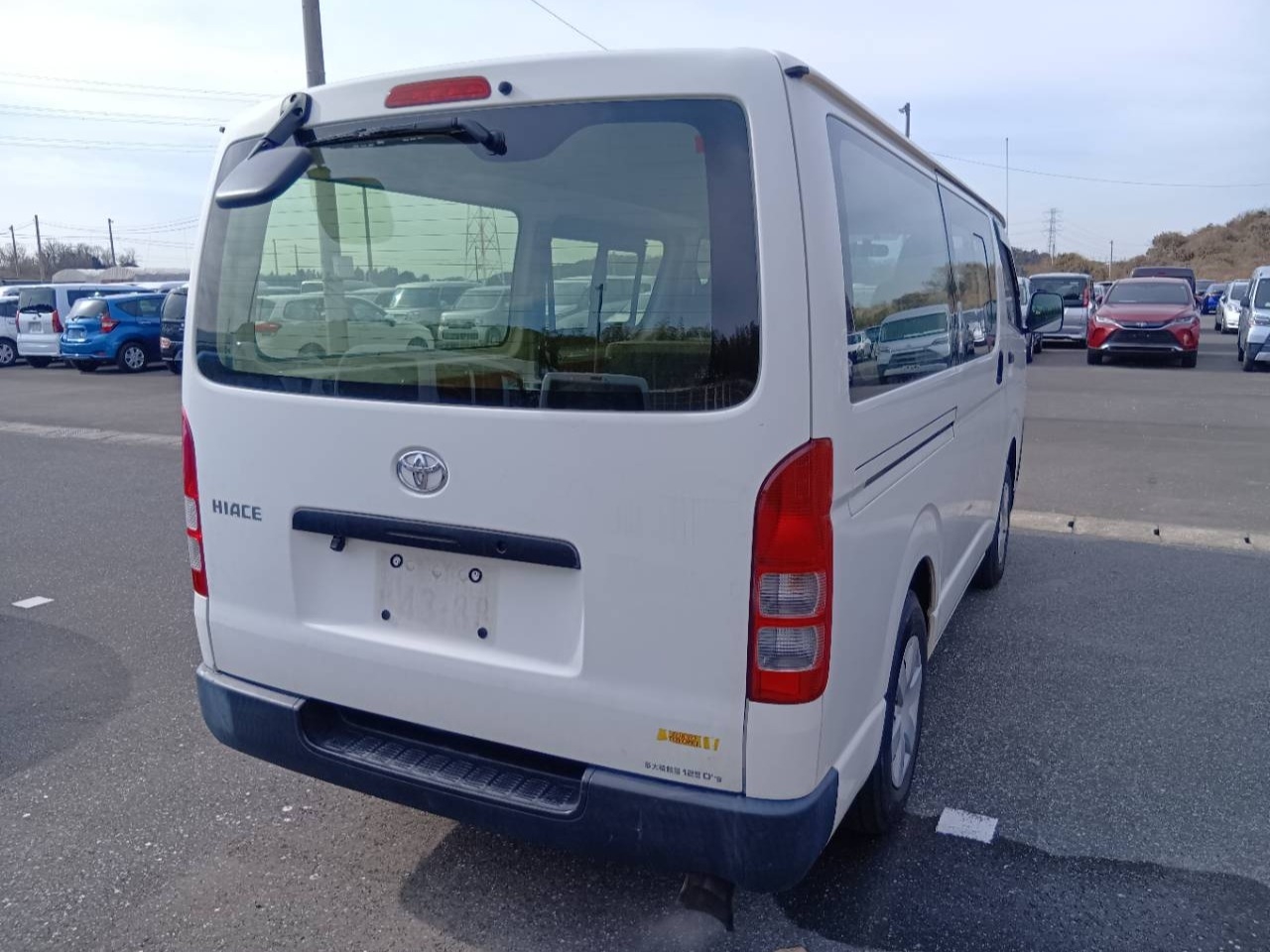 TOYOTA REGIUS ACE