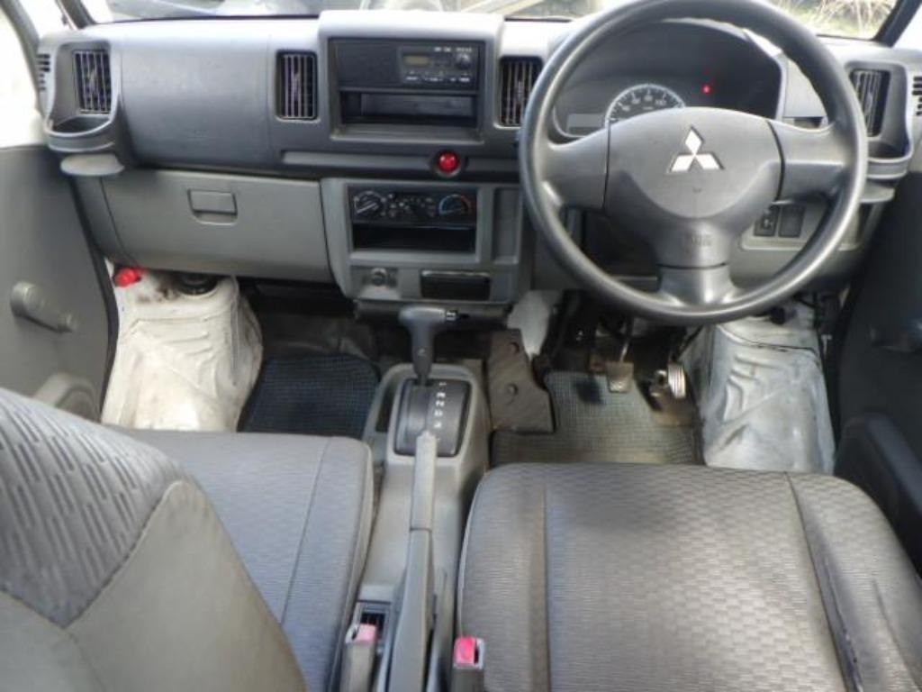 MITSUBISHI MINICAB