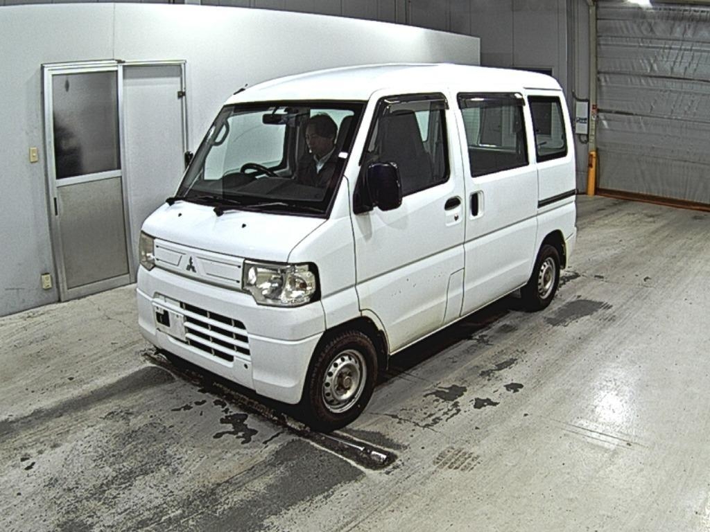 MITSUBISHI MINICAB