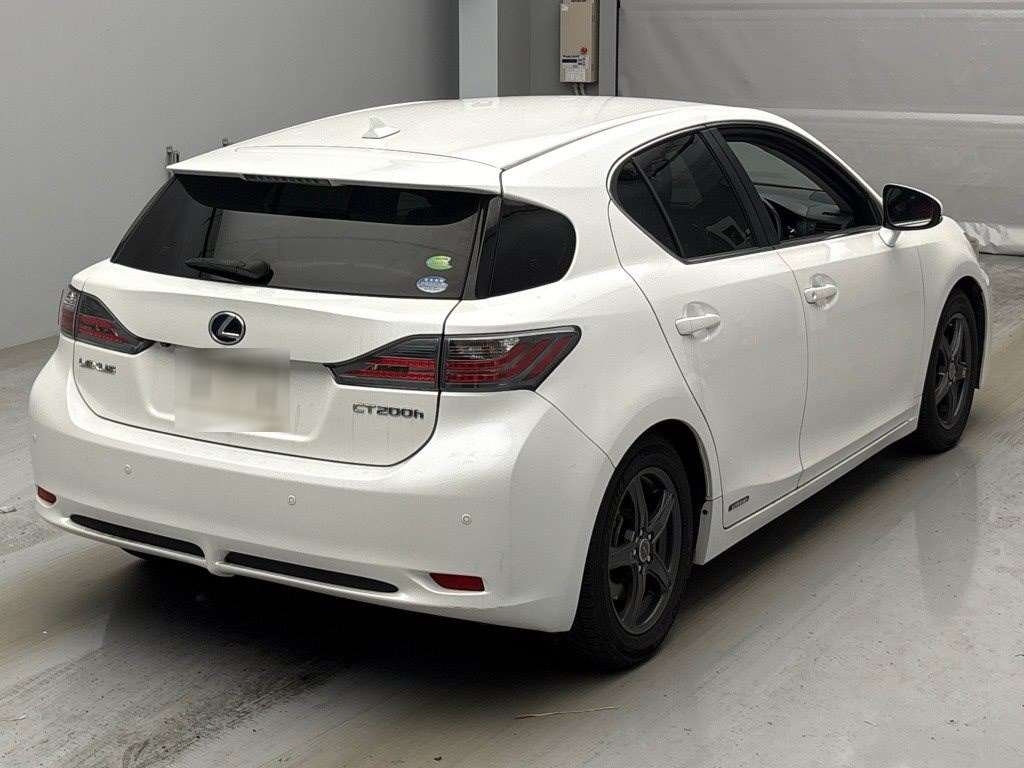 LEXUS CT200H