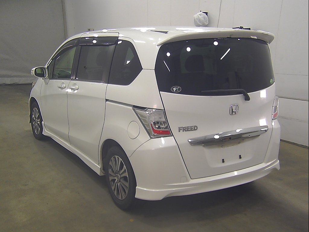 HONDA FREED