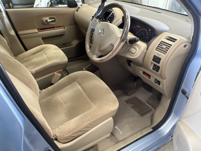 NISSAN LAFESTA