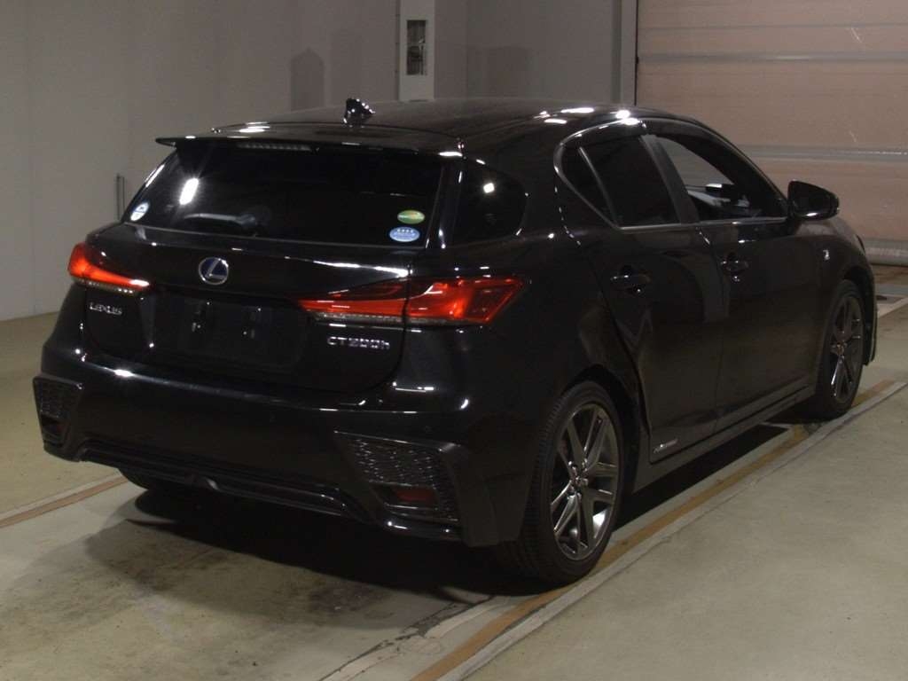 LEXUS CT200H