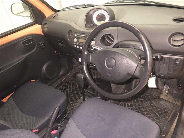 DAIHATSU ESSE