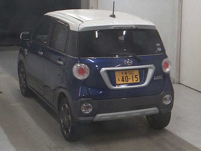 DAIHATSU CAST