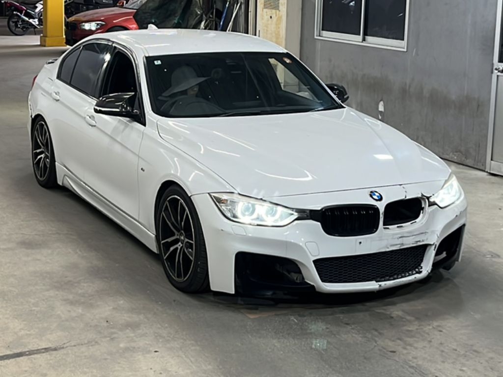 BMW 3-SERIES