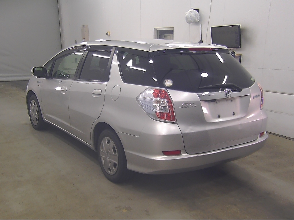 HONDA FIT SHUTTLE