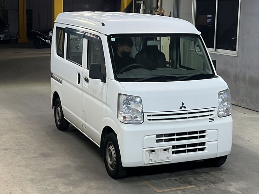 MITSUBISHI MINICAB