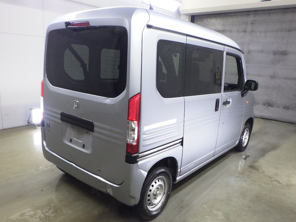 HONDA N-VAN