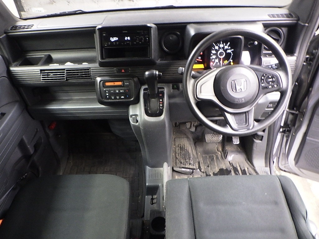 HONDA N-VAN