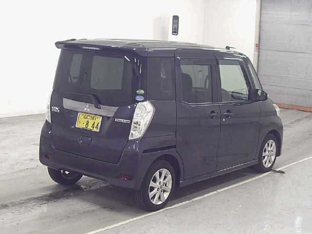 MITSUBISHI EK SPACE