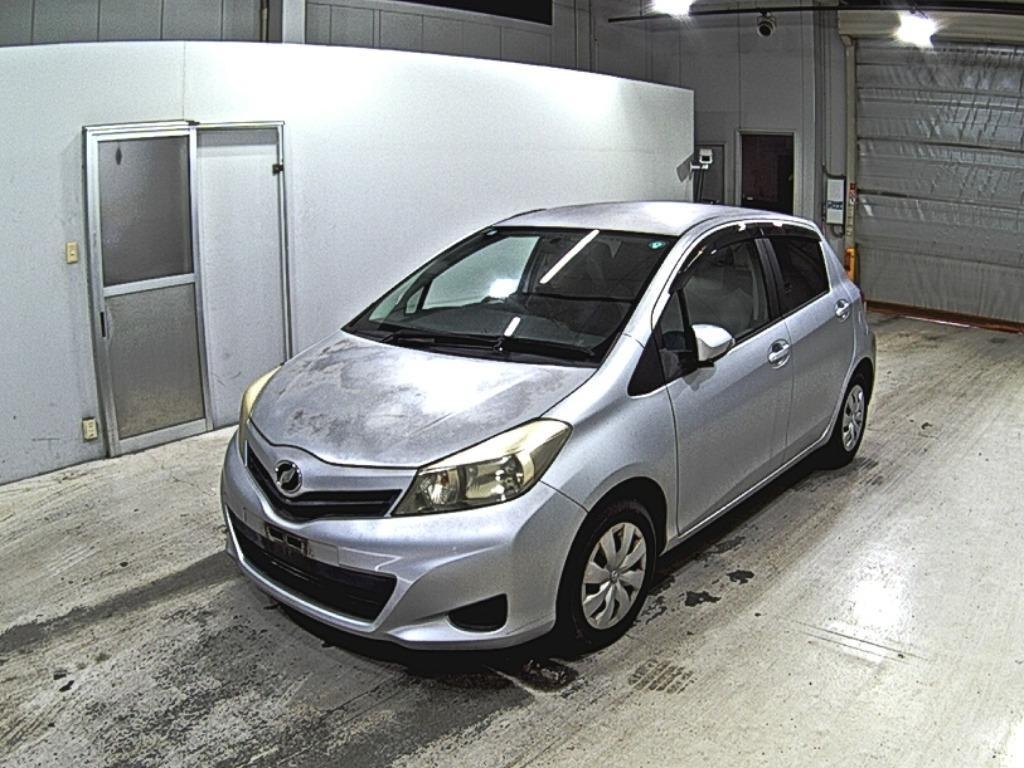 TOYOTA VITZ