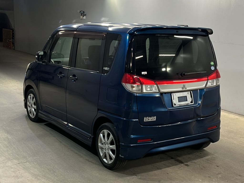 MITSUBISHI DELICA D:2
