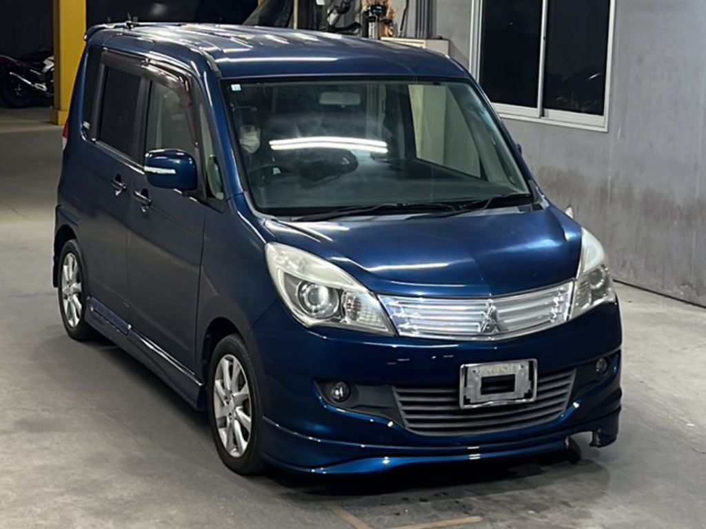 MITSUBISHI DELICA D:2