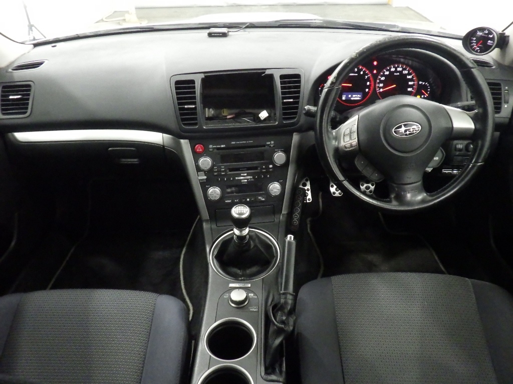 SUBARU LEGACY