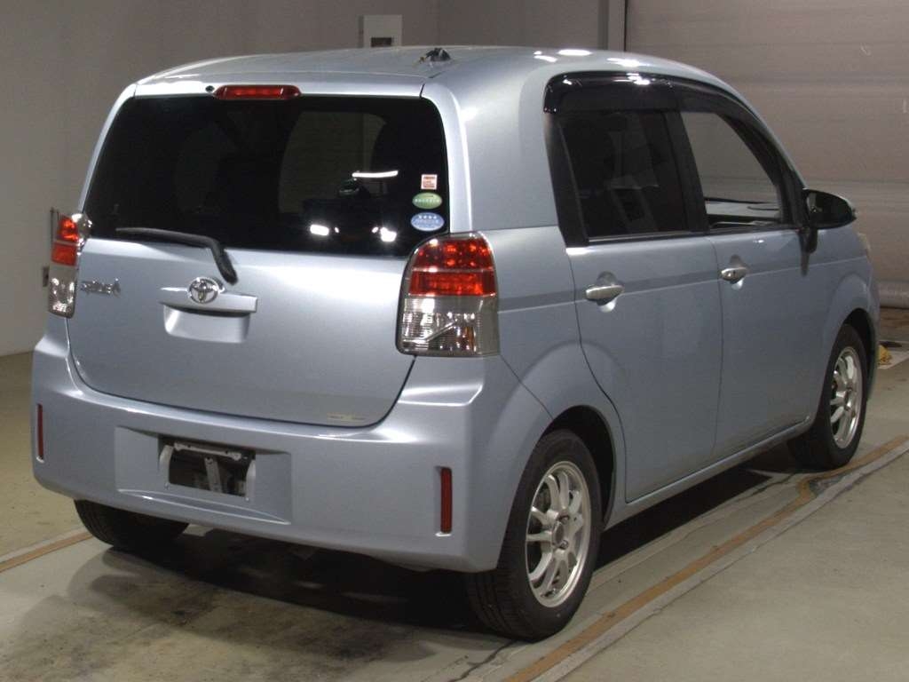 TOYOTA SPADE