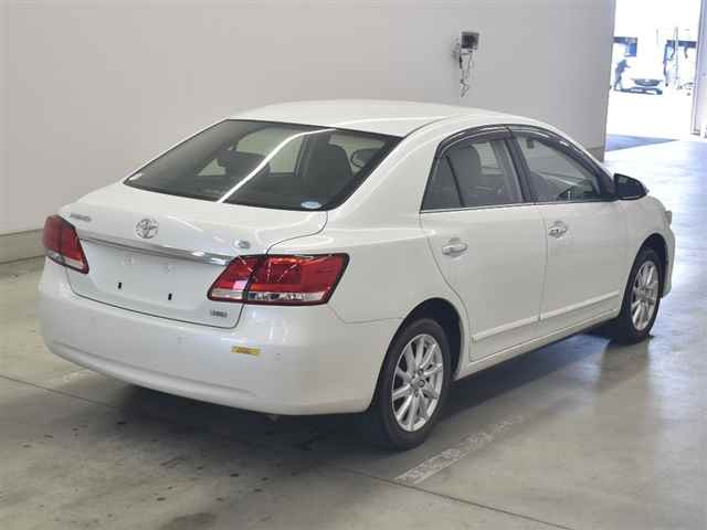 TOYOTA PREMIO