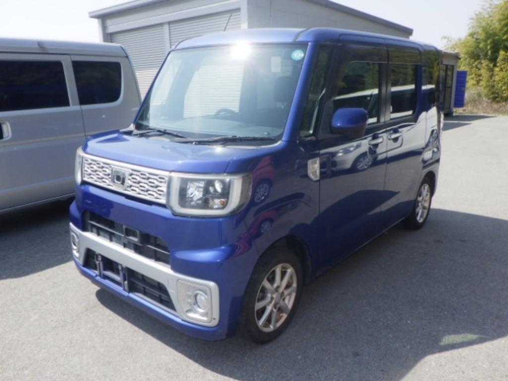 DAIHATSU WAKE