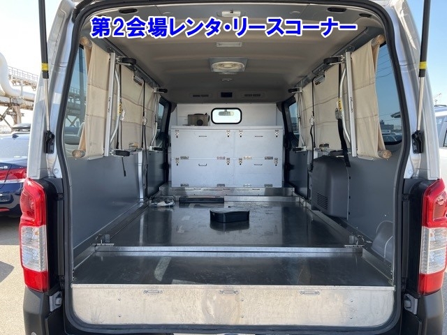 NISSAN NV350 CARAVAN