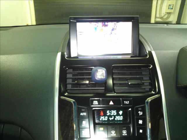 TOYOTA SAI