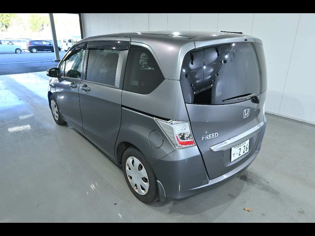 HONDA FREED