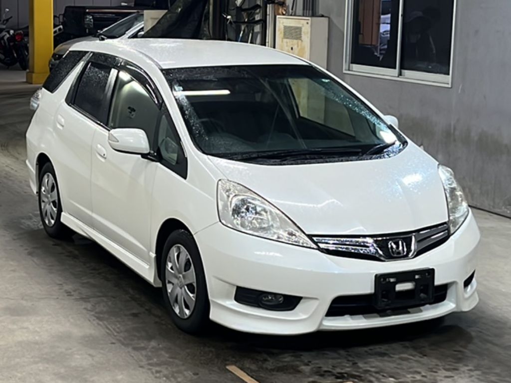 HONDA FIT SHUTTLE