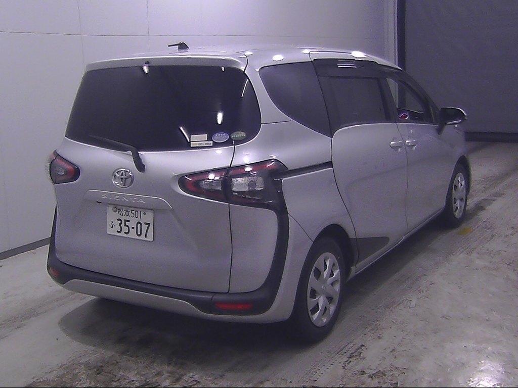 TOYOTA SIENTA