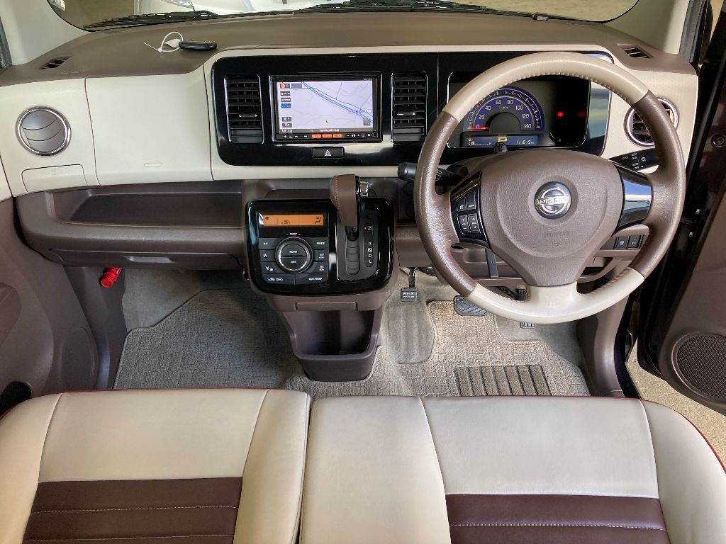 NISSAN MOCO